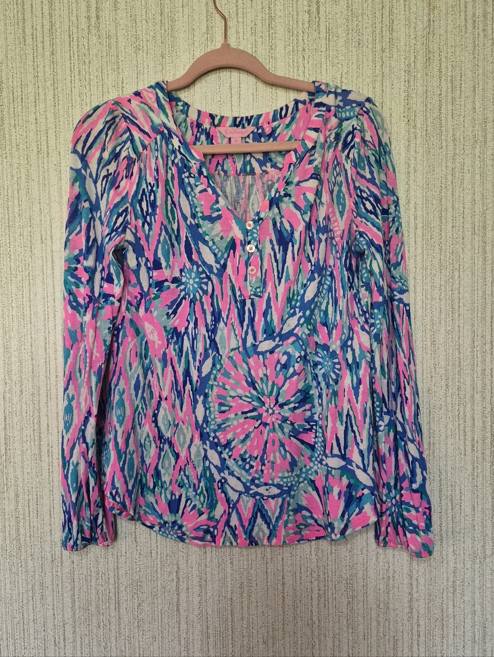 Lilly Pulitzer Size XS Lilias Top Colorful Stretchy Long Sleeves